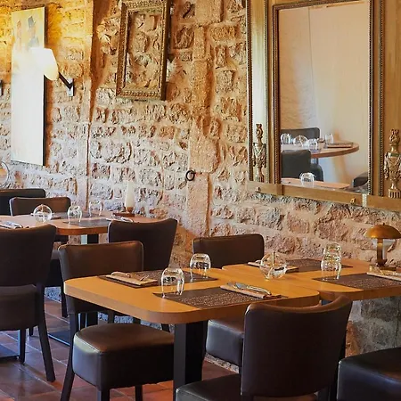 호텔 Logis Du Port 바제유